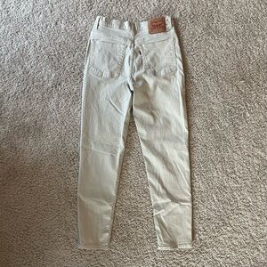 Vintage Levi’s 512 Slim Fit Tapered Leg